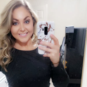 Meet your Posher, Cassi.